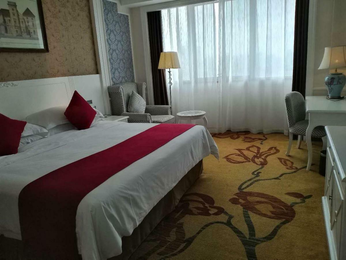 Ramada Encore Wyndham Nanning City Center Qingxiu Eksteriør bilde